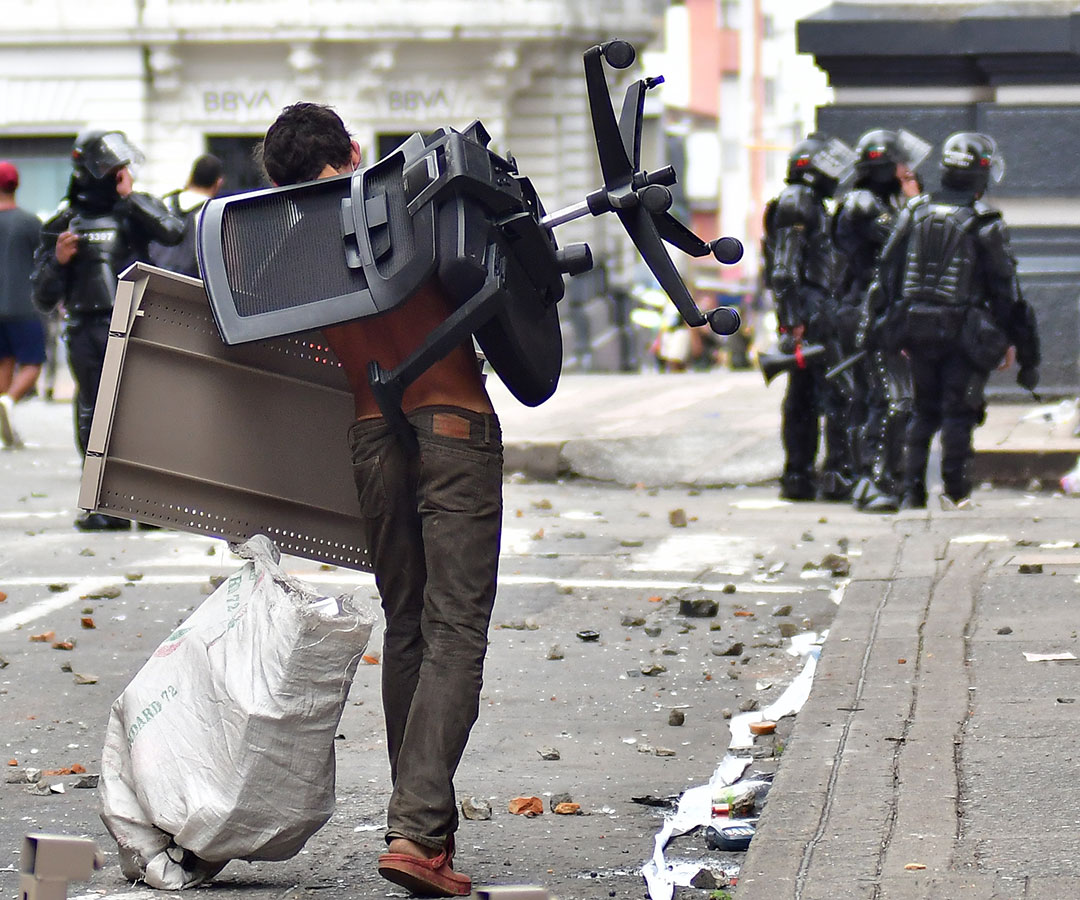 Actos vandálicos se tomaron las protestas en varias ciudades durante el