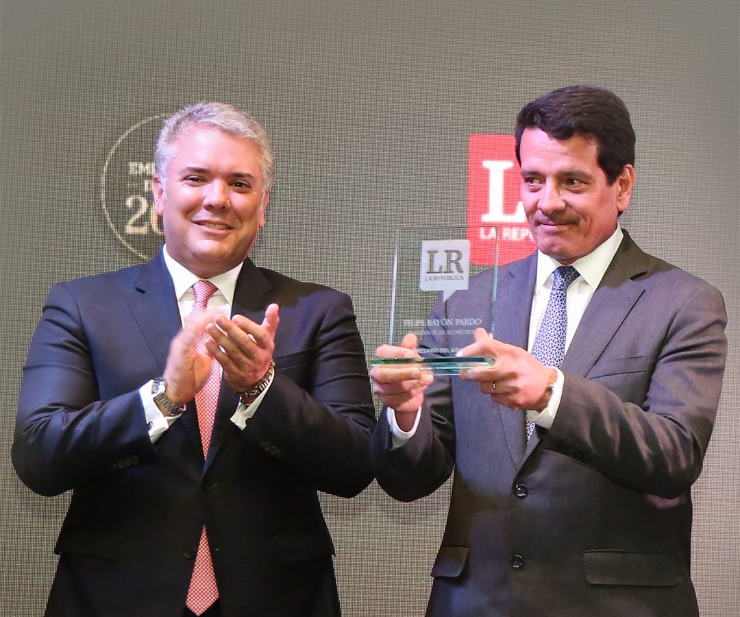 1080x900_PREMIO_7F3A1601
