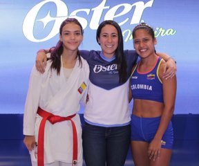 FOTO 2 Alejandra Ospina, Mariana Pajon y Eliana Fuentes