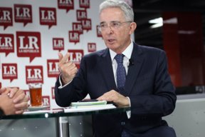 Álvaro Uribe Vélez, Senador de la República_LR (6)