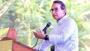 ANdrés Valencia en COngreso de Semillas en Monteria weeb