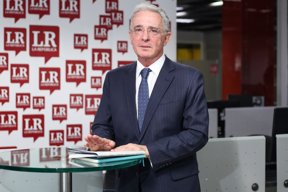 Álvaro Uribe Vélez, Senador de la República_LR (82) (2)