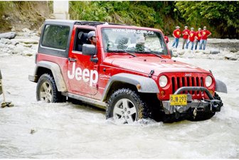 jeep0203-612
