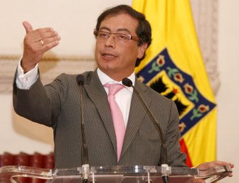 gustavopetro0420-1000