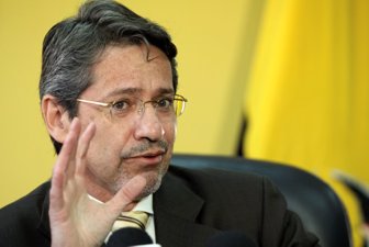 RAÚL VALLEJO