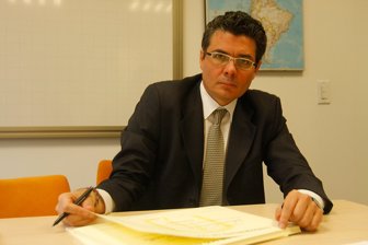 alejandro gaviria 4