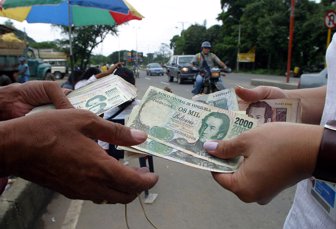 bolivares cambio