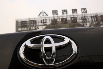 Toyota1010-1000