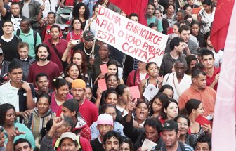 rousseff0617-1000