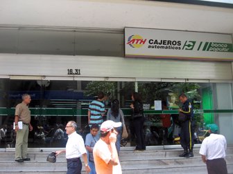 Colp_HF174790_ea98c