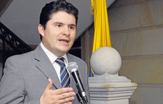 henao0718-1000