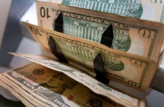 Dólar-bloomberg0608-1000