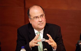 uribe0109-100