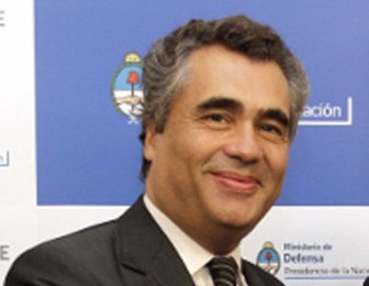 Foto_convenio_Defensa_CNV