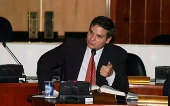 JUAN FELIPE LEMOS.