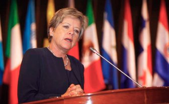 Alicia-Bárcena cepal