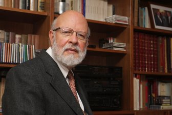 ALVARO MEJIA