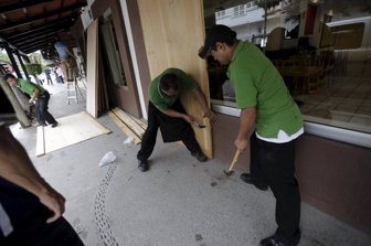 reuters2