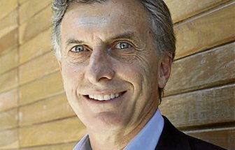 macri1027-1000