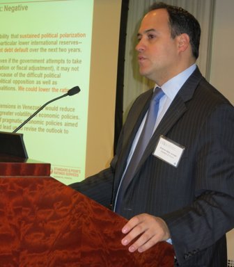 Roberto Sifon-Arévalo syp
