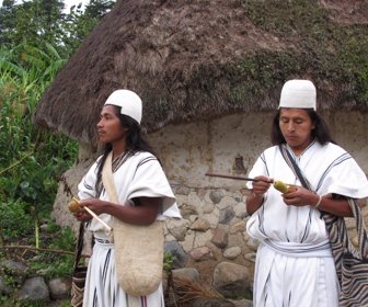 Indígenas-Arhuacos-Colprensa