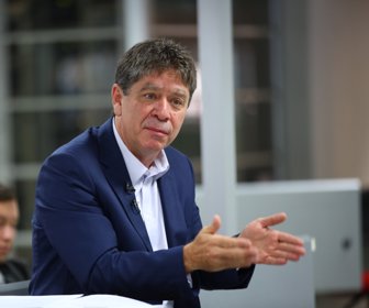BruceMacMasterpresidentedelaAndi