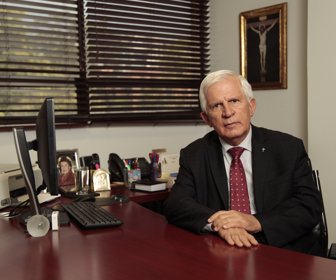 Padre-Jorge-Humberto-Peláez-Universidad-Javeriana-3