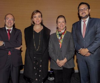 Ángel-Sánchez-Director-de-i-deals-en-everis_-Marcela-Prieto_-Noemí-Sanín-Presidente-de-everis-Colombia_-Juan-David-Castaño-Vicepresidente-de-Fortalecimiento-Empresarial-CCB.-11
