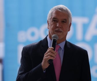 Enrique-Peñalosa
