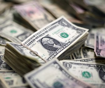 dolares