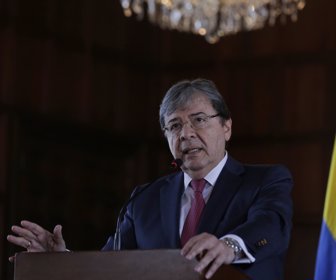 Carlos-Holmes-Trujillo