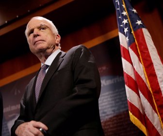 2018-08-24T152345Z_880107695_RC1D4C88A140_RTRMADP_3_USA-MCCAIN