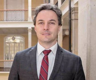 1oXFgJyo_400x400_web