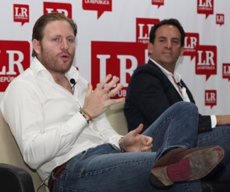 Mauricio-Hoyos-Holguín-Y-Ricardo-Leyva-Shark-Tank_INSIDE-LR-10