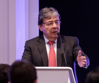 Carlos-Holmes-Trujillo