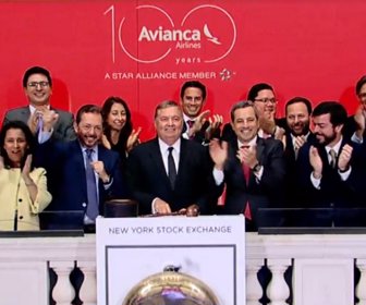 WEB-AVIANCA-WALL-STREET