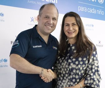 SANTIAGO-BOTERO-CEO-FINSOCIAL.-VIVIANA-LINPIAS-DIRECTORA-ADJUNTA-UNICEF1