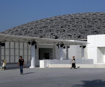 louvre