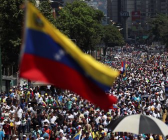 2019-04-06T184734Z_1006193021_RC129FBA84E0_RTRMADP_3_VENEZUELA-POLITICSok