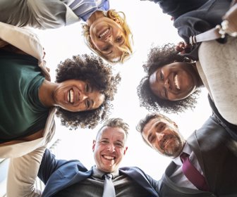 empleados-felices-trabajo-1