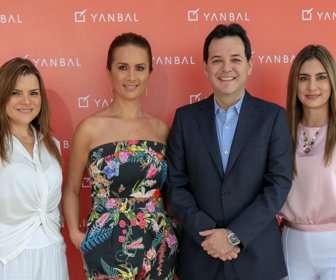 Pilar-Yunesjefe-de-comunicaciones-de-Yanbal-Gloria-Florez-gerente-de-comunicaciones-de-yanbal-Carlos-Gallegos-gerente-de-Yanbal-Colombia-y-Carolina-Herrera-gerente-ventas-yanba1