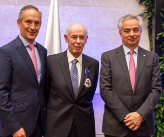 Henry-Bradford-Rector-del-Cesa-José-Alejandro-Cortés-Osorio-Y-Juan-Francisco-Mejía1