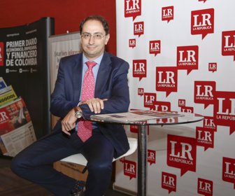 WEB-José-Manuel-Restrepo-Ministro-de-Comecio-Industria-y-Turismo_LR-5