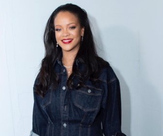 Rihanna (2)
