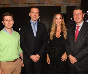Federico Martinez-Guillaume Seneclauze, Gerente de marca de Carulla -Claudia Bahamon-Carlos Iván Villegas, Presidente de Tuya. copia