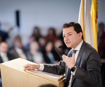 Contralor_Colp El contralor Carlor Felipe Córdoba presenta la red de estudiantes personeros