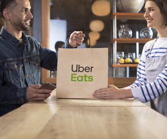 UberEats_Photo_Restaurant_Pickup-1 (1)