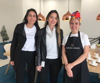 Daniela Cotamo -Gerente Mercado Nature's Heart, Ximena Hacelas - Gerente Mercadeo Bosch y Chef Ana Galvis