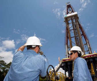 2019-10-01T185943Z_228857859_RC184C297C10_RTRMADP_3_ECUADOR-OPEC