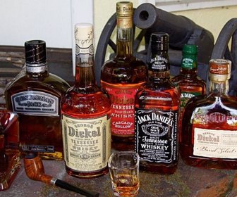 tenneesse_whisky.jpg_318405865